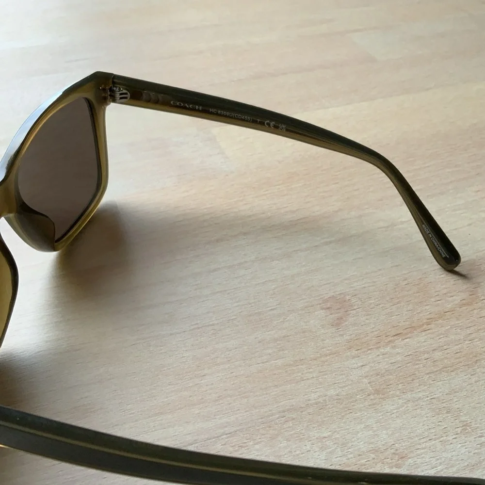 Coach HC8359U CD455 Military Green 520382 Men’s Square Sunglasses w/ Case